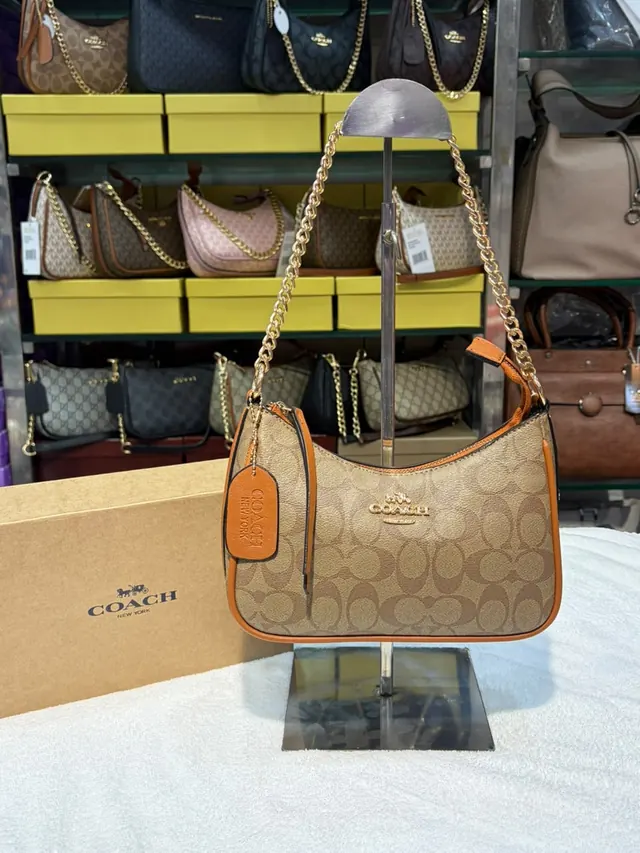 Signature Canvas Chain Shoulder Bag