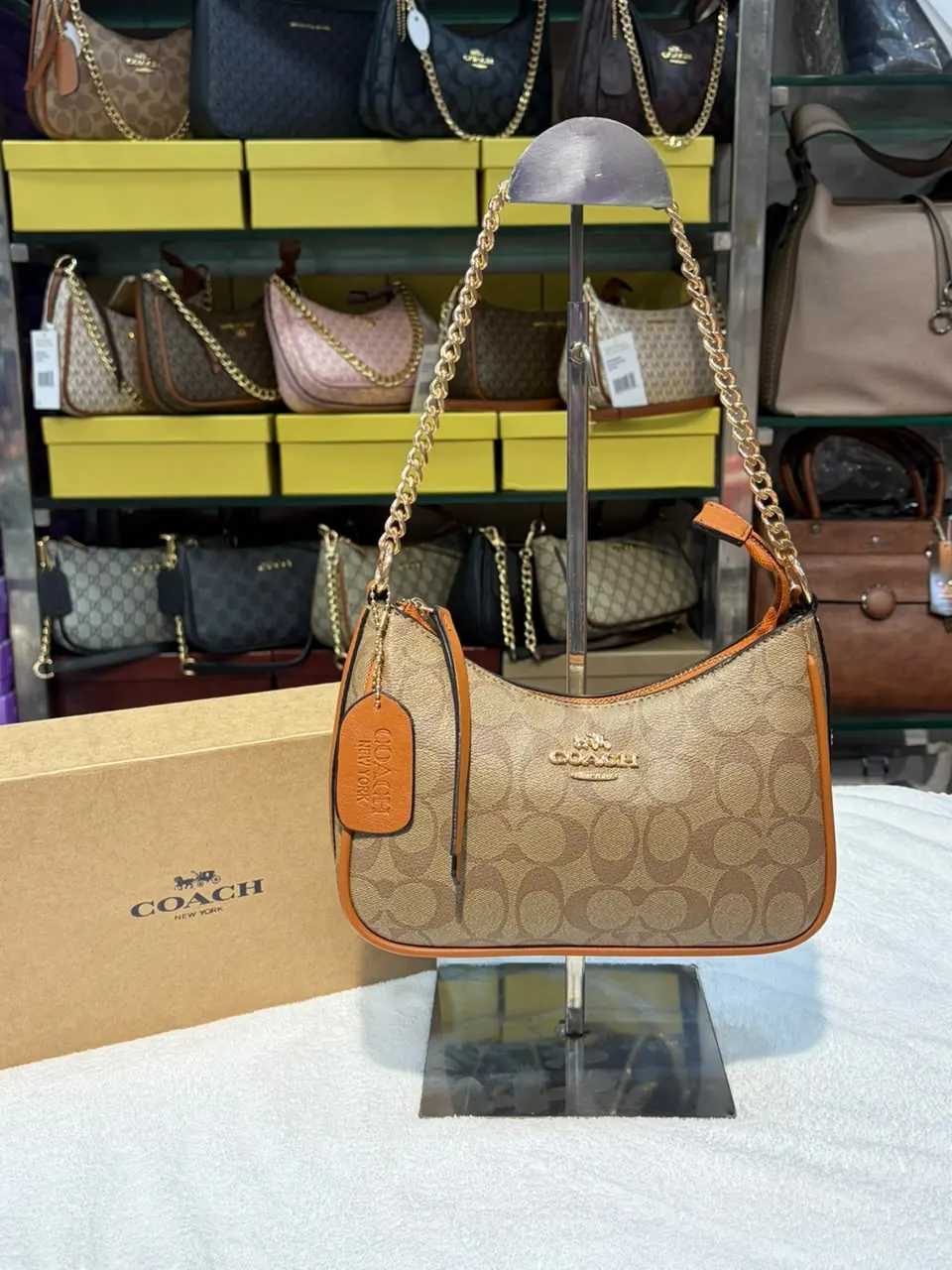 Signature Canvas Chain Shoulder Bag