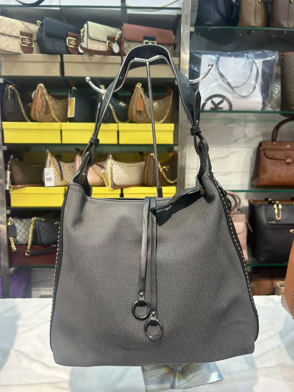 Ring-Pull Hobo Bag, photo 3